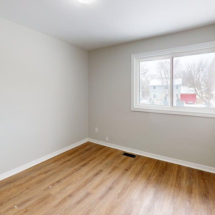 One Bedroom Apartment Townhouse - Photo 1