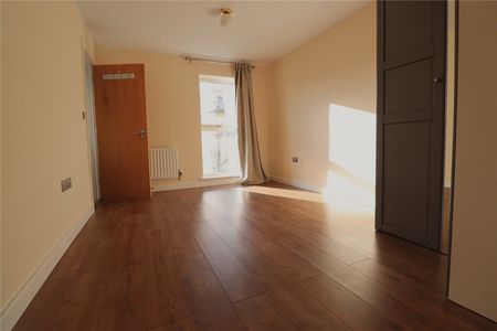 Bessborough House, Carmichael Avenue, Ingress Park, DA9 9FF - Photo 3