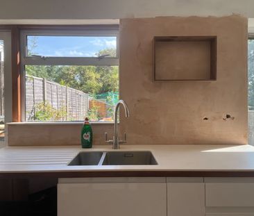 3 Bed Terraced House, The Lawns, SE19 - Photo 1