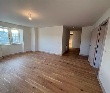 Location Appartement 4 pièces 81m² - Photo 4