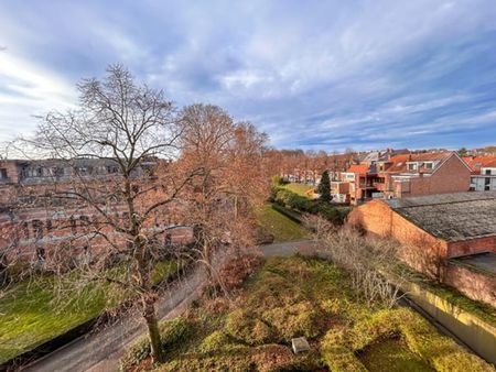 Appartement te huur - Foto 3