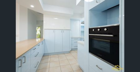 Beachside Luxury Living - JUST STEPS FROM THE BEACH - Photo 5