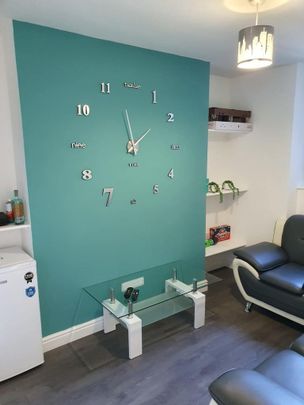 5 bedroom house share to rent - Photo 1