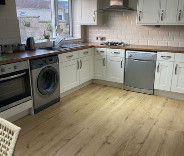 Room in a Shared House, Willoughby Close, BS13 - Photo 3