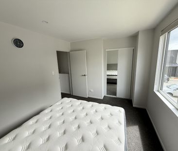 1 Te Toka Ika Lane, Mangere Bridge - Photo 4