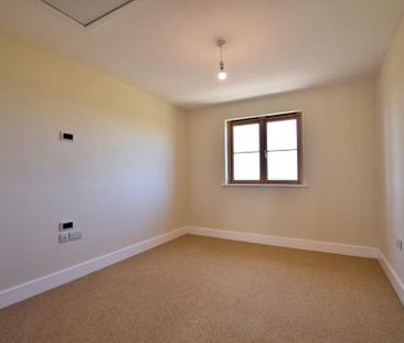 3 bedroom detached house to rent - Photo 5