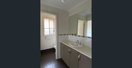 PERFECTLY POSITIONED FOR MODERN LIFESTYLES - Photo 2