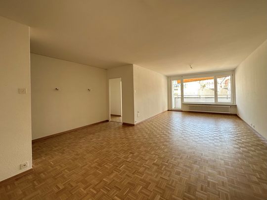 Charmant appartement de 2.5 pièces avec un balcon - Photo 1