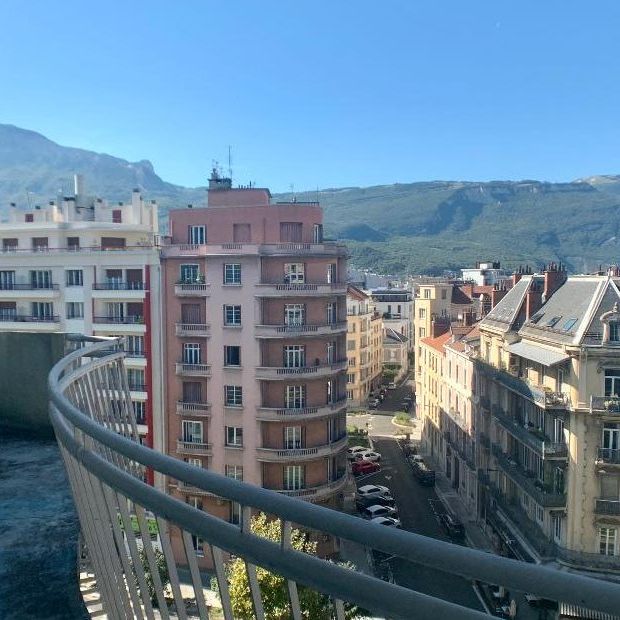 Appartement T2 à GRENOBLE - Photo 1