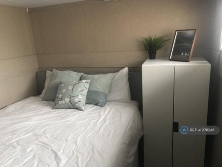 1 bedroom houseboat to rent - Photo 3