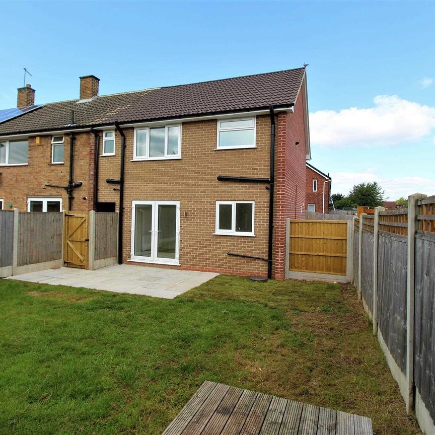 Whitelands, Cotgrave, Nottingham - Photo 1