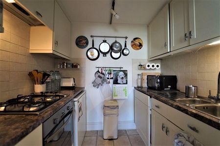 1 bedroom apartment to rent - Photo 4