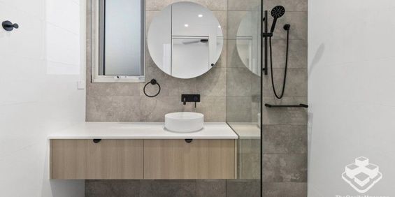 Luxury Living in the Heart of Chermside 3-Bedroom Townhome - Photo 3