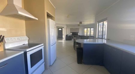 A Beauty in Bream Bay - Photo 2