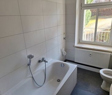 2 Raumwohnung mit EBK und Balkon sowie Tageslichtbad in der Hochpar... - Photo 4