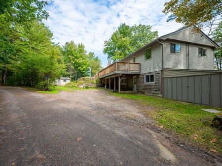 For Lease - 1006 Youngs Road Unit# #8, Muskoka Lakes, Ontario - Photo 2