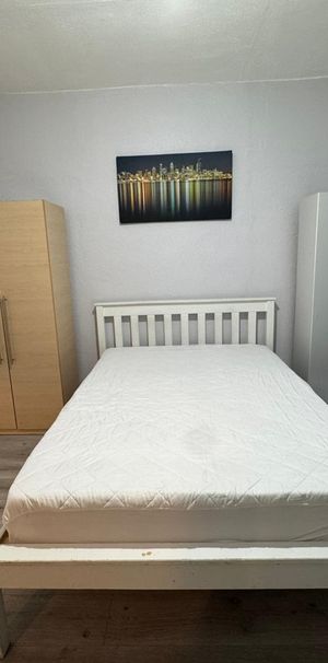 Room in a Shared House, Penshurst Road, N17 - Photo 1