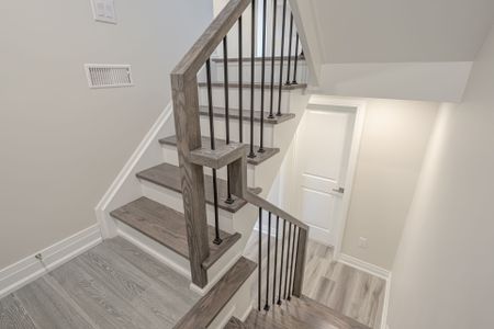 For Lease - 83 Clairton Crescent, Toronto, Ontario - Photo 4