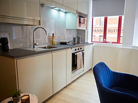 Apt 20, 113 The Headrow - Photo 5