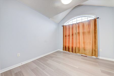 For Lease - 221 Hupfield Trail Unit# MAIN, Toronto, Ontario - Photo 4
