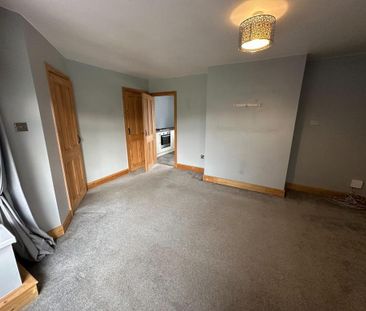 2 bedroom semi-detached house to rent - Photo 1