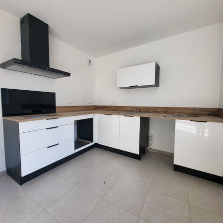 Location Appartement 2 pièces 42m² - Photo 3