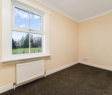 3 bedroom detached house to rent - Photo 2