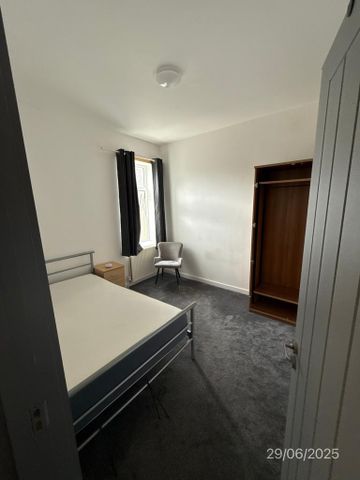 5 bedroom terraced house to rent - Photo 2