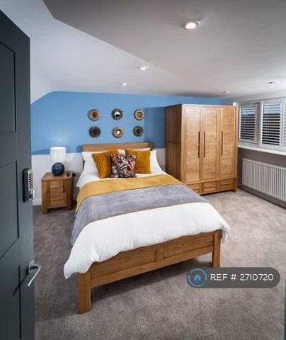 1 bedroom in a house share to rent - Photo 4