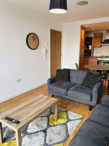 2 Bed Flat, Ludgate Hill, M4 - Photo 2
