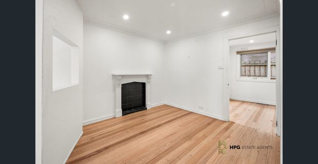 Freshly Updated 5-Bedroom Home! - Photo 1