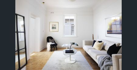 A Rare Classic Balmain Home with Modern Comforts For Lease- Don't Miss Out - Photo 5