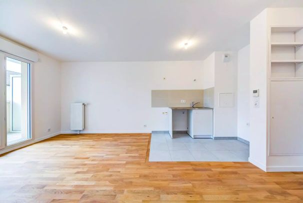 location Appartement T2 DE 36.7m² À VILLIERS SUR MARNE - Photo 1