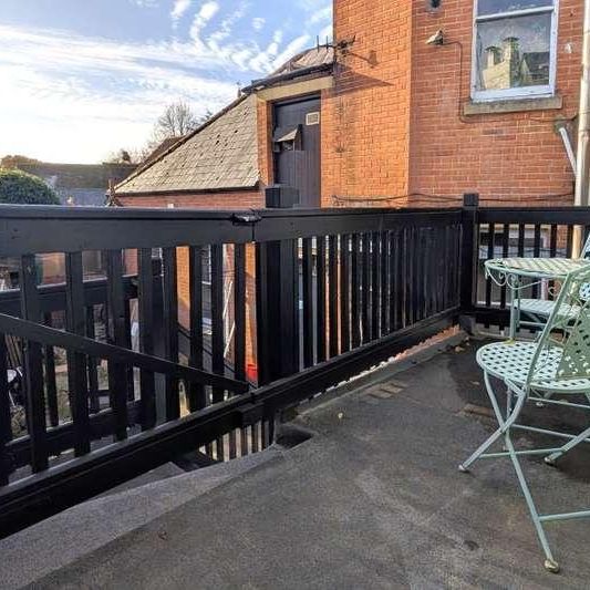 Chobham, Surrey, GU24 - Photo 1