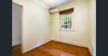 3 Bedroom + 1 Study Terrace – Walk to Darling Harbour - Photo 4
