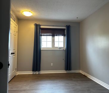 For Lease - 74 Barrydale Crescent, London North, Ontario - Photo 4