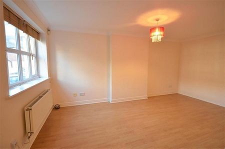 2 Bedroom Apartment To Let - Photo 2