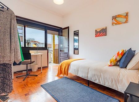 Avenida de Fernão de Magalhães, Porto, Braga - Photo 5