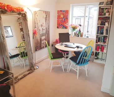 2 Bed Flat, Franklin Court, BS1 - Photo 2