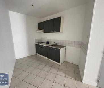 Location Appartement 2 pièces 43m² ANGOULEME 16000 - Photo 2