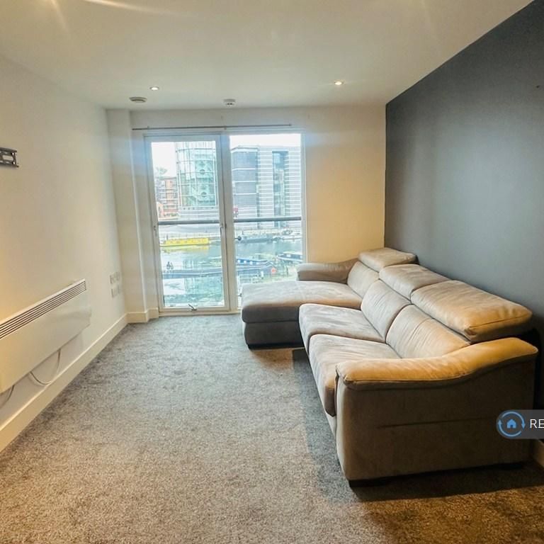 1 bedroom flat to rent - Photo 1