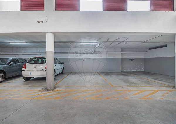Apartamento T4 em Porto