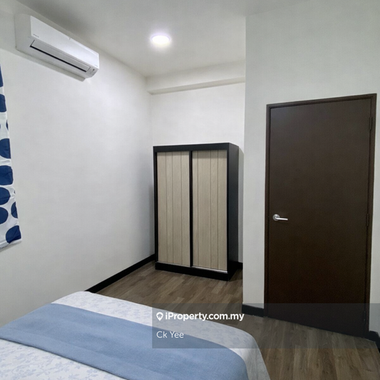 Service Residence @ Landmark Residence 2, Bandar Sungai Long - Photo 1