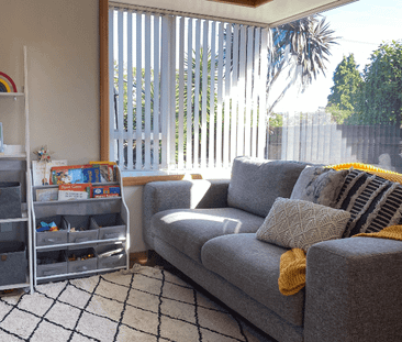 Sunny, Modern Home Just Steps from Stoke Shops - Photo 1