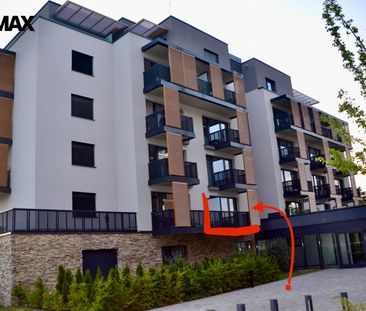 Pronájem bytu 1+kk a garsoniéry 38 m² - Fotografie 1