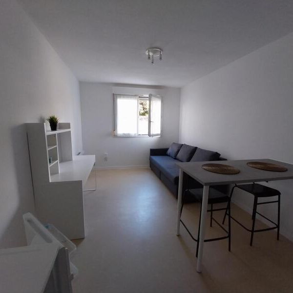 Location Appartement 1 pièce 22m² ORLEANS 45100 - Photo 1