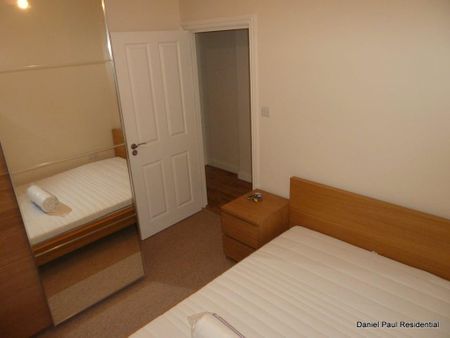 2 bedroom flat to rent - Photo 5