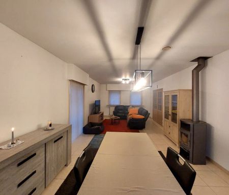 Te huur – Charmante alleenstaande woning met garage in Wakken - Photo 2