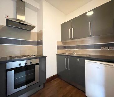 Studio Apartment To Let - Photo 4