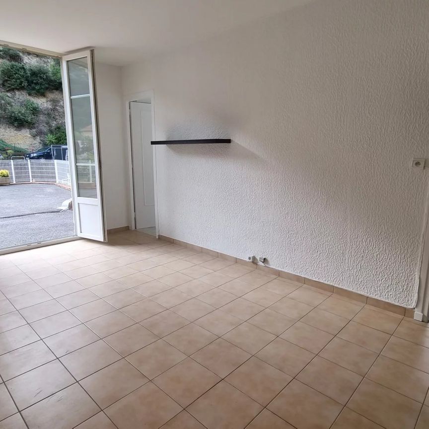 Location Appartement 3 pièces 44m² NICE 06200 - Photo 1